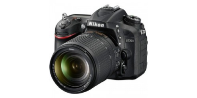 Nikon D7200 Kit 18-140 mm