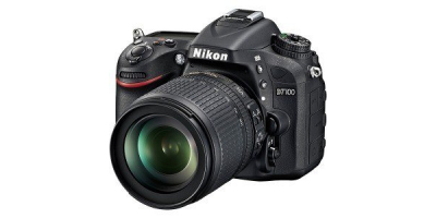 Nikon D7100 18-105 VR