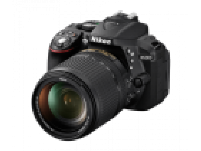 Nikon D5300 kit (18-55 mm)